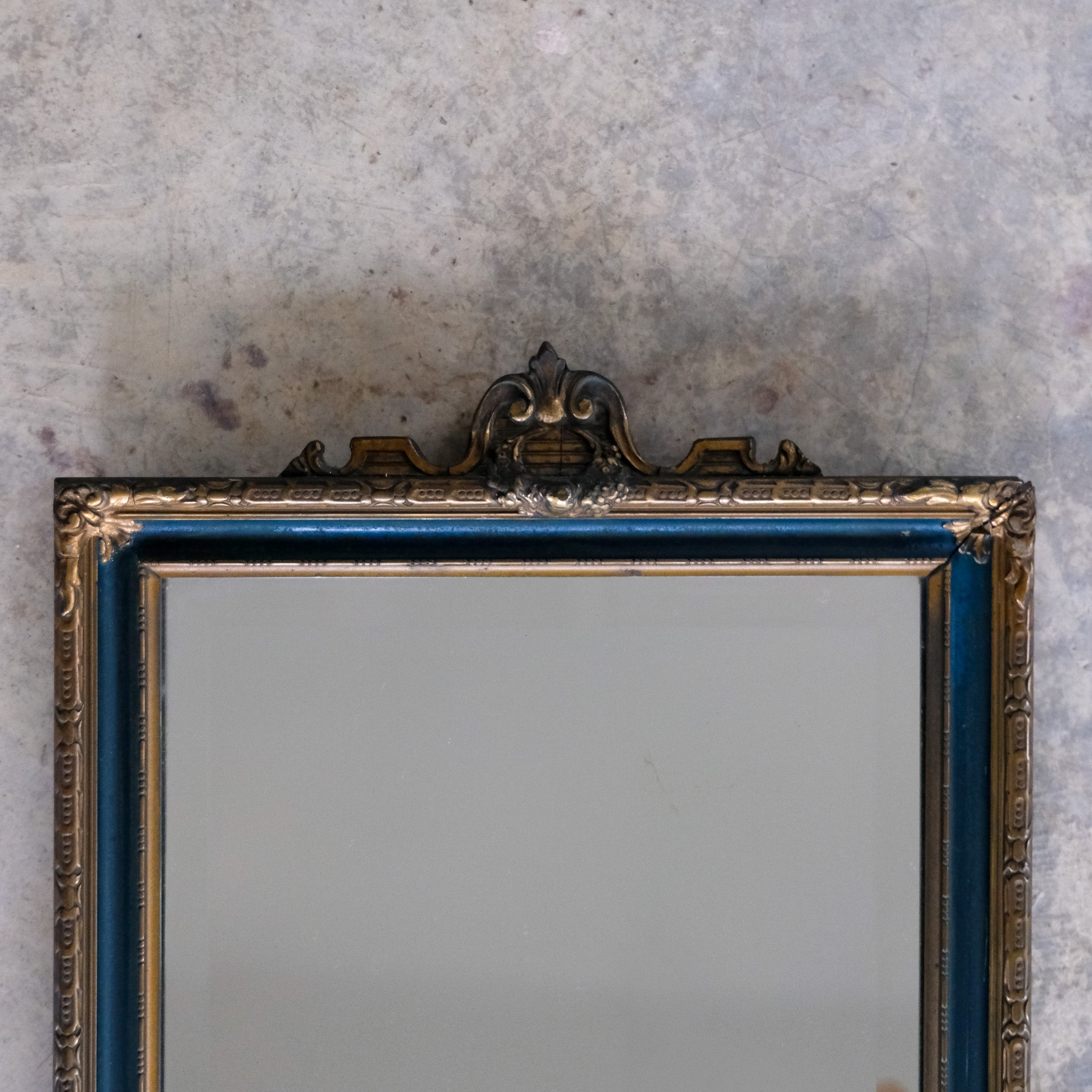 GILDED AND BLUE DETAILED WALL MIRROR