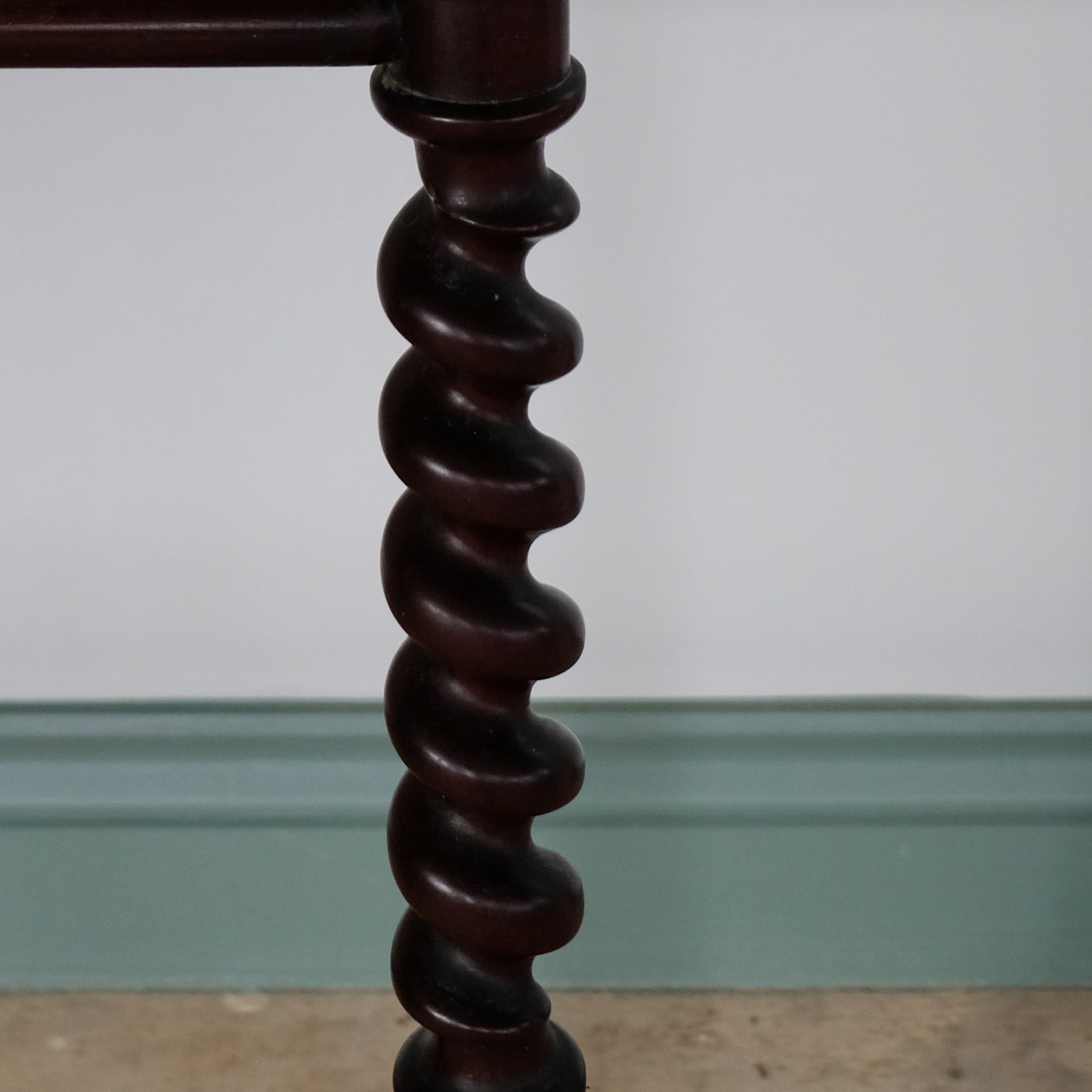 LARGE VICTORIAN MAHOGANY TOWEL RAIL