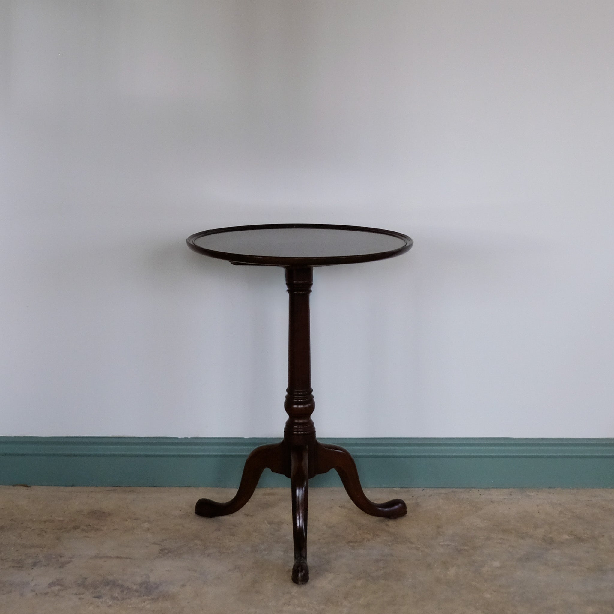 TRIPOD TABLE BY KITTINGER