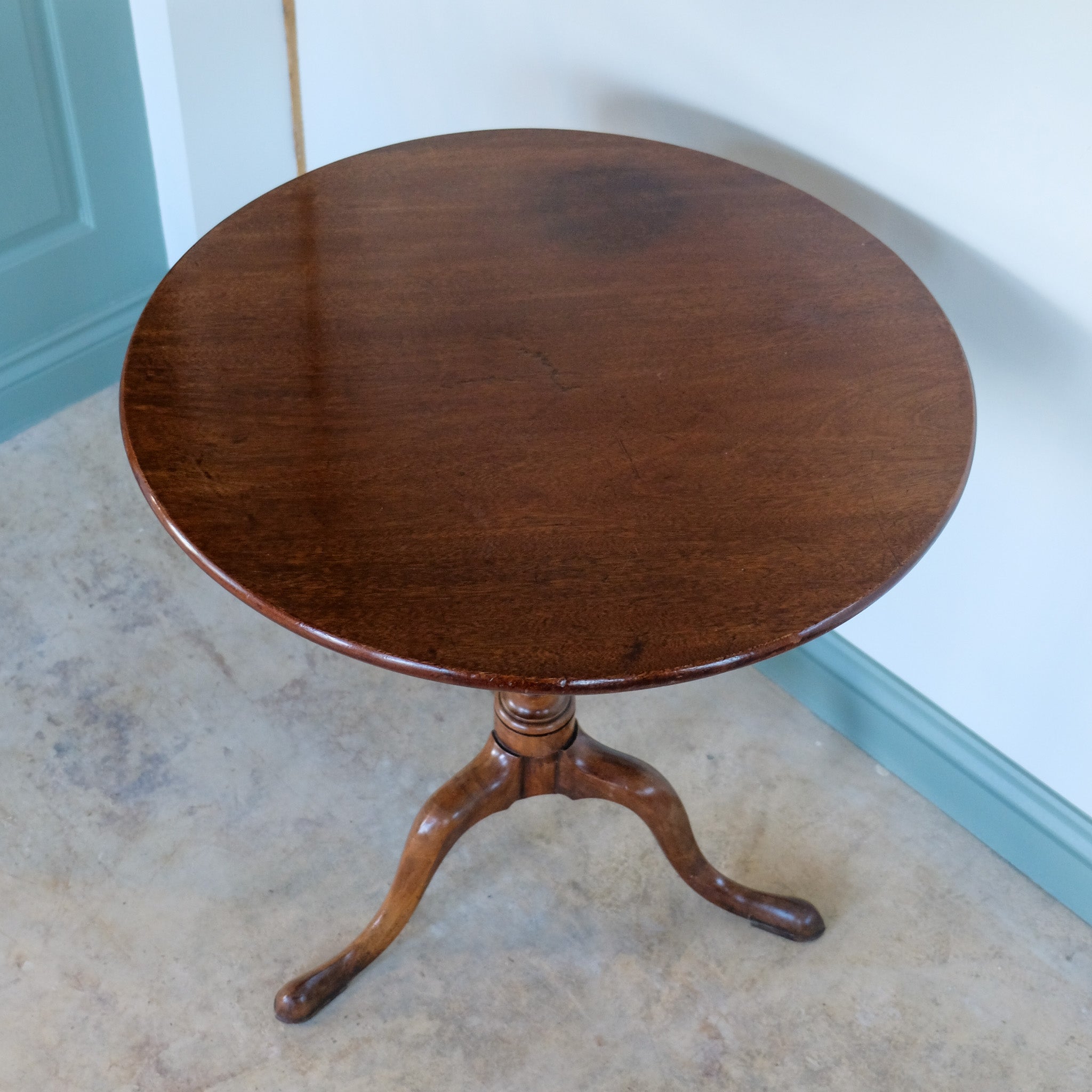 Regency mahogany tilt-top tripod table
