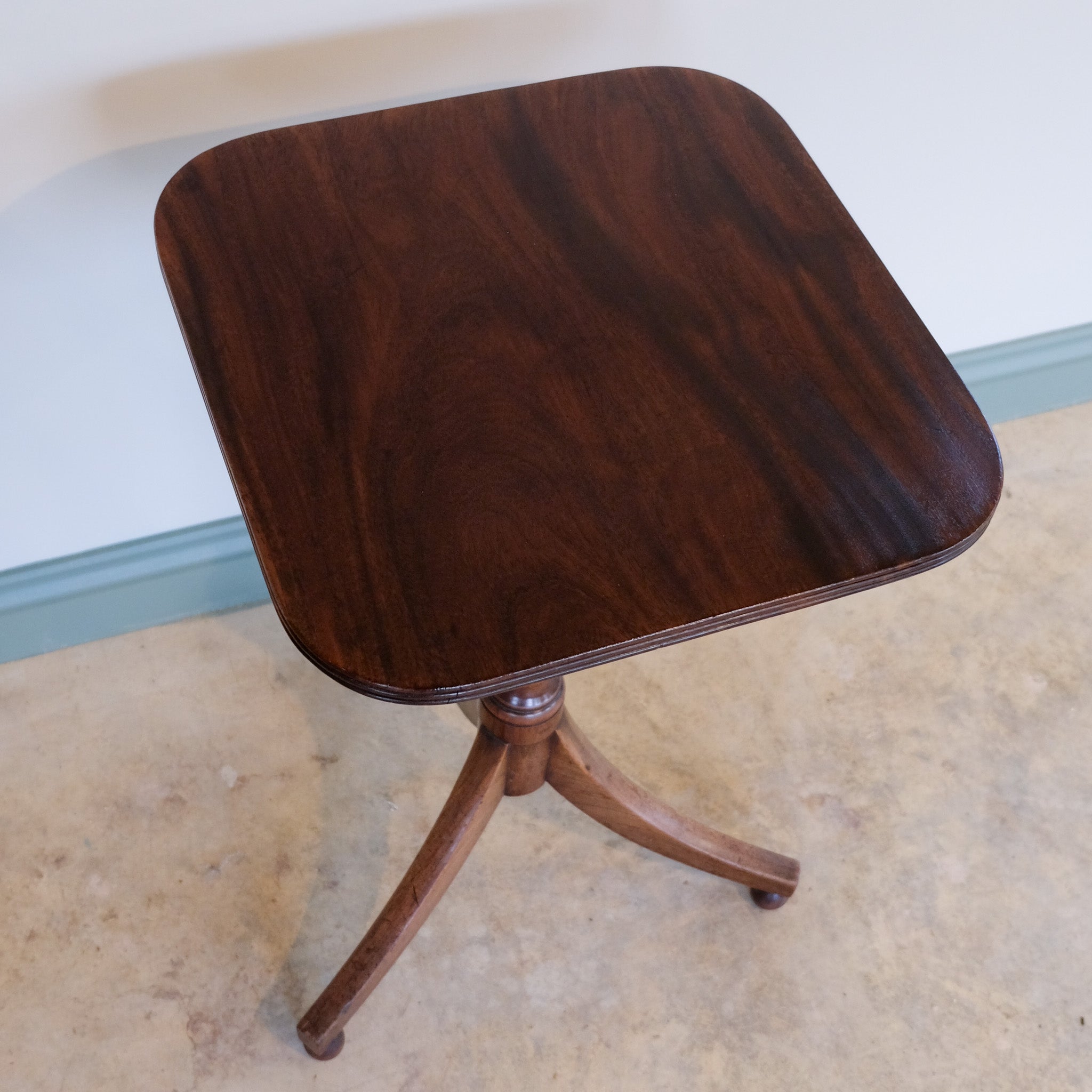 Square topped Regency mahogany tripod side table