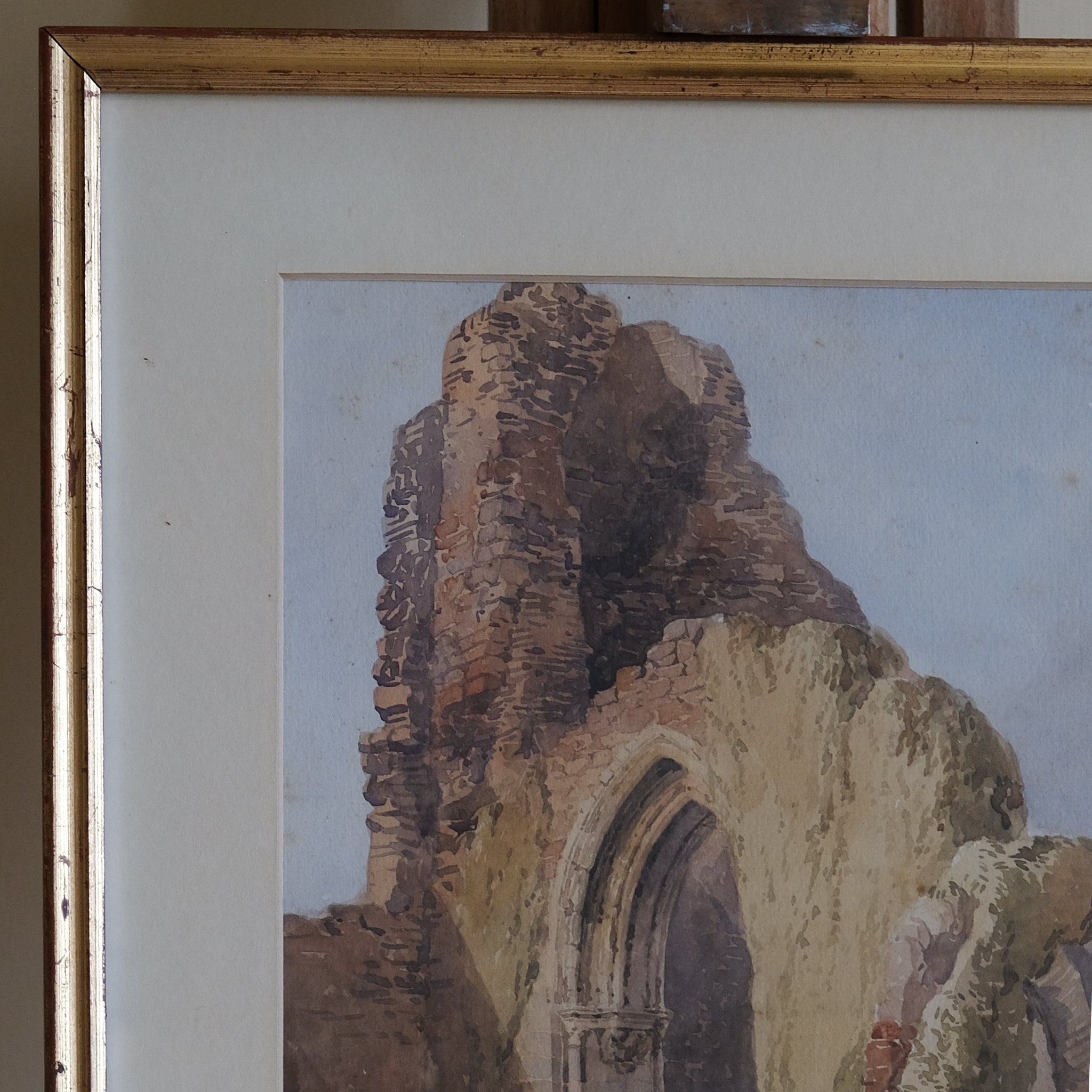 RUINS WITH AN ARCHWAY