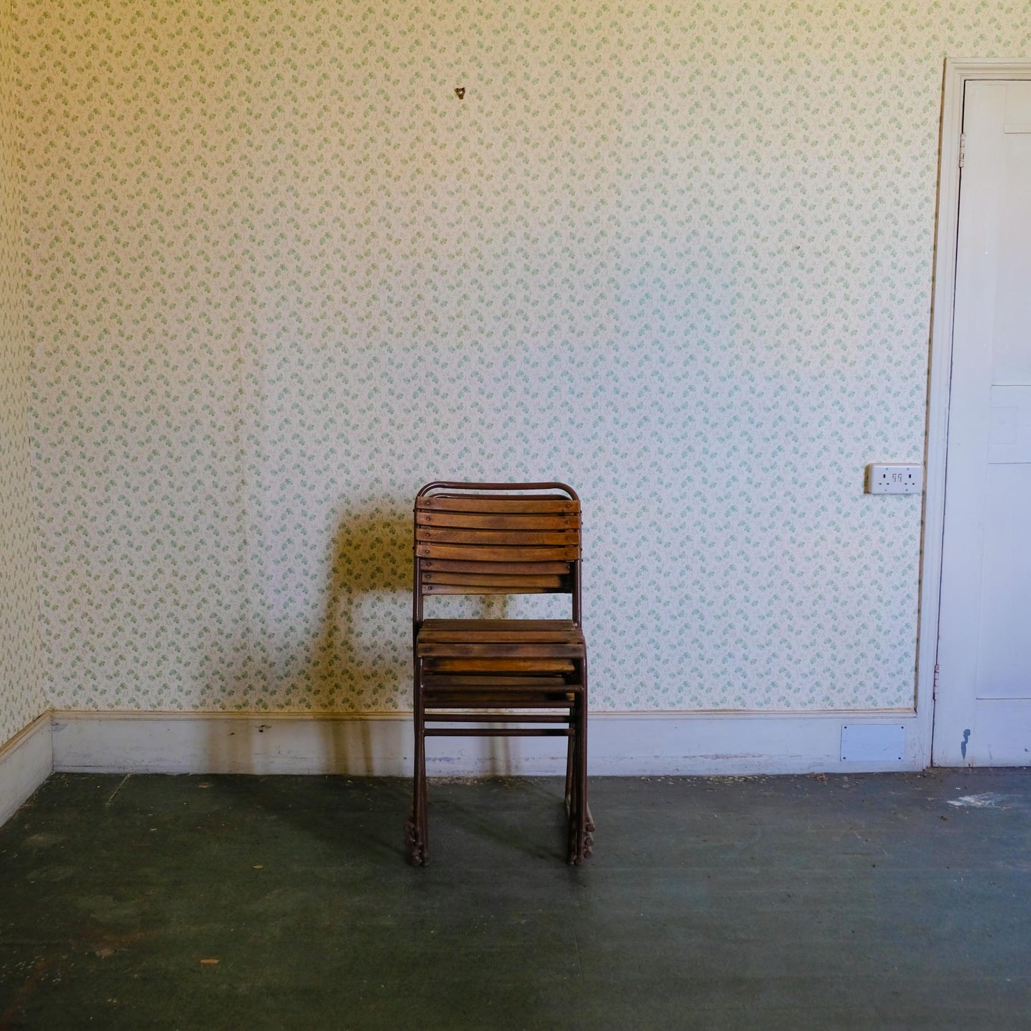 VINTAGE SLATTED STACKING CHAIRS