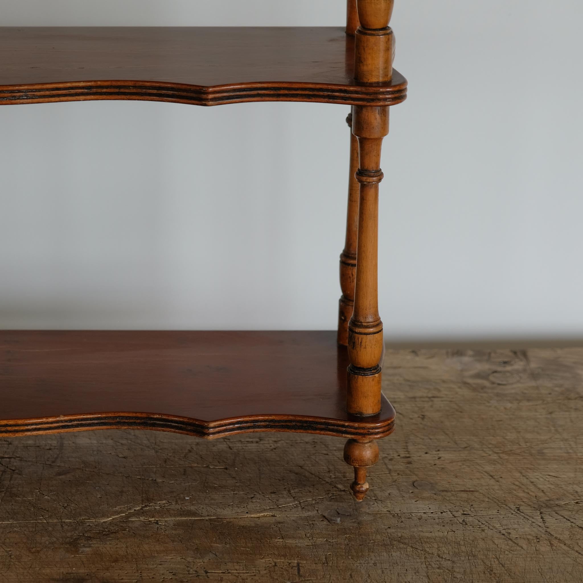 EDWARDIAN HANGING WALL SHELVES
