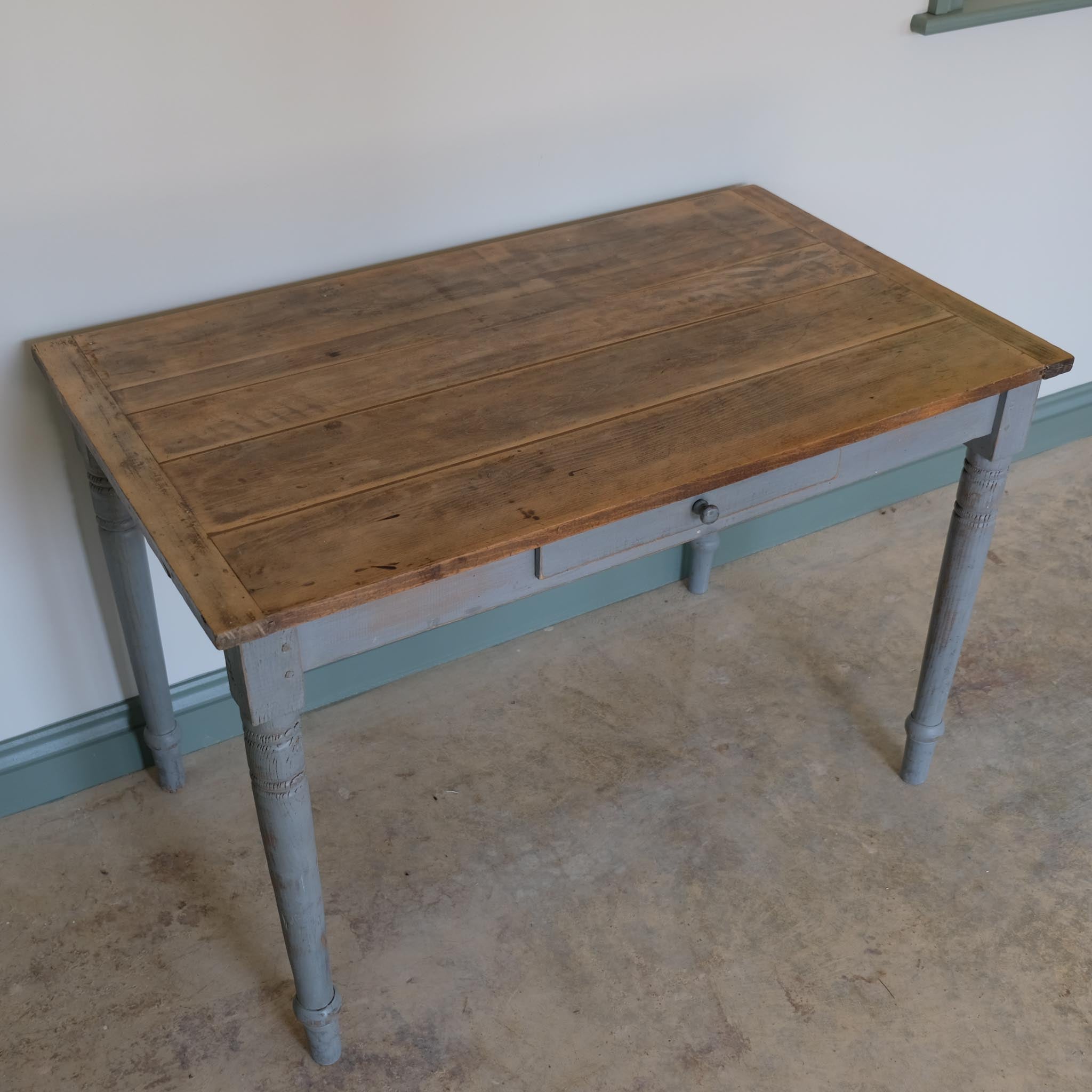 EDWARDIAN PAINTED DESK / DRESSING TABLE / KITCHEN PREP TABLE