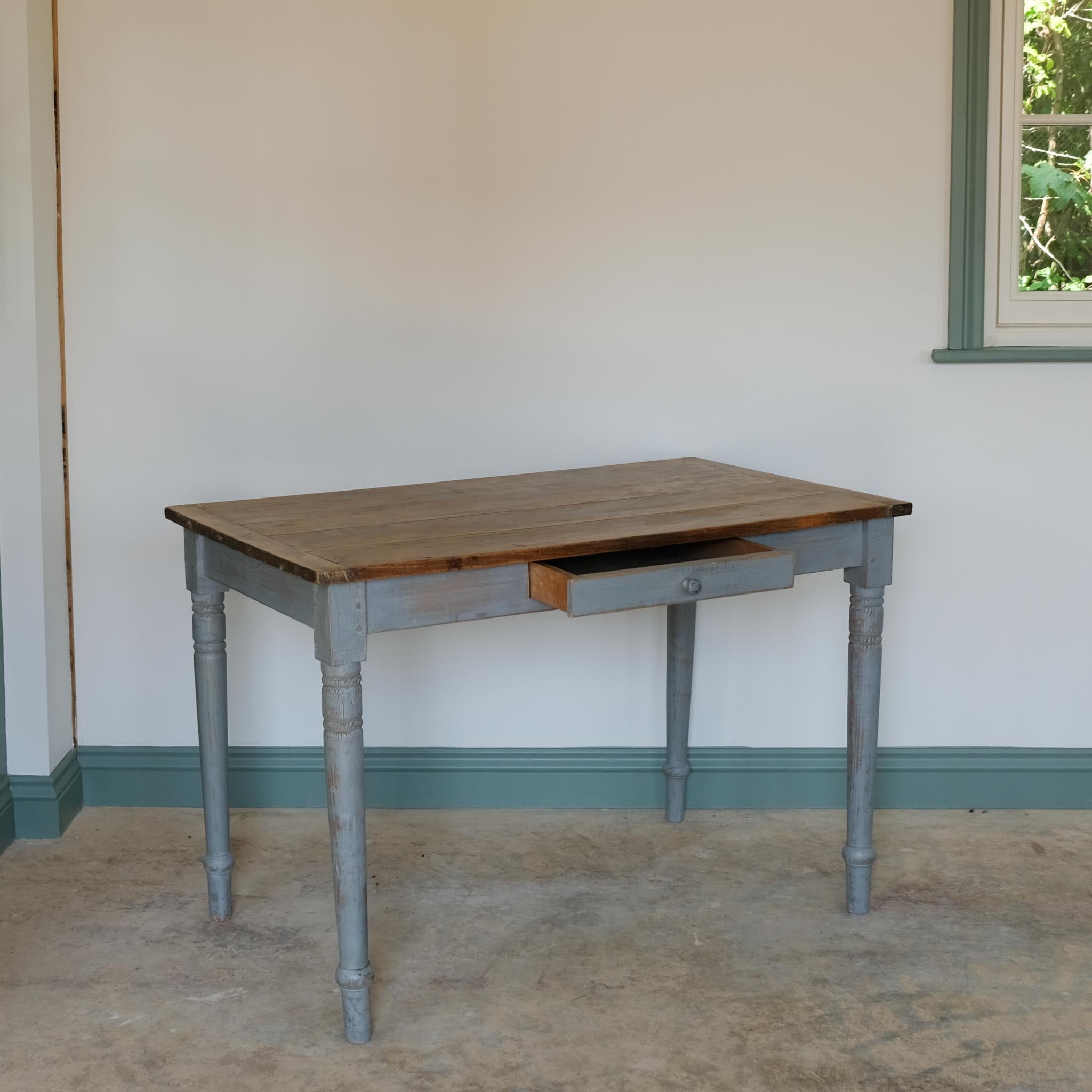 EDWARDIAN PAINTED DESK / DRESSING TABLE / KITCHEN PREP TABLE