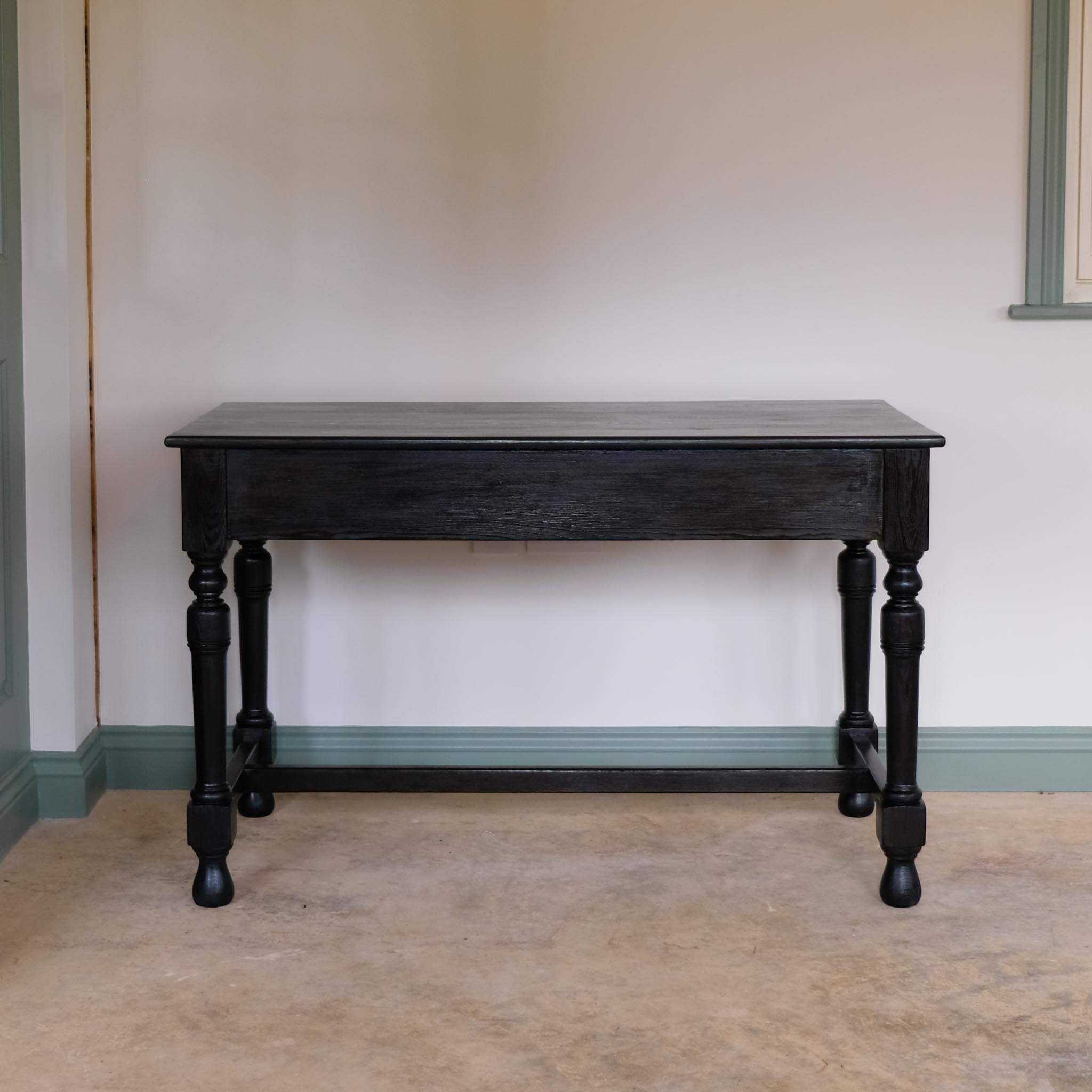 ARTS AND CRAFTS BLUE OAK DESK