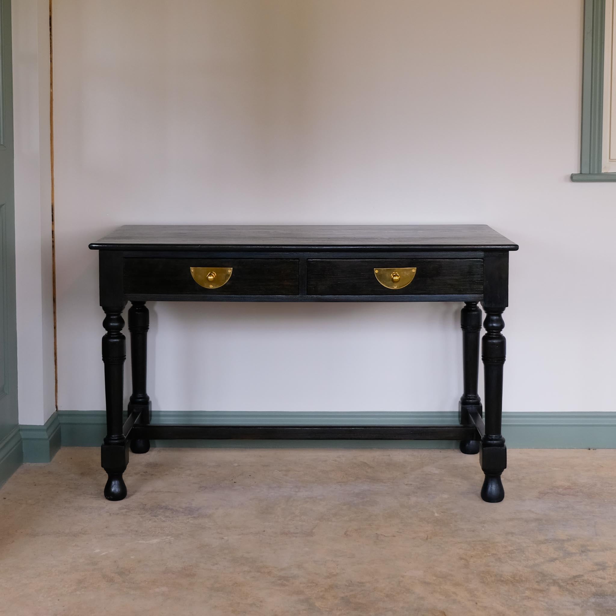 ARTS AND CRAFTS BLUE OAK DESK
