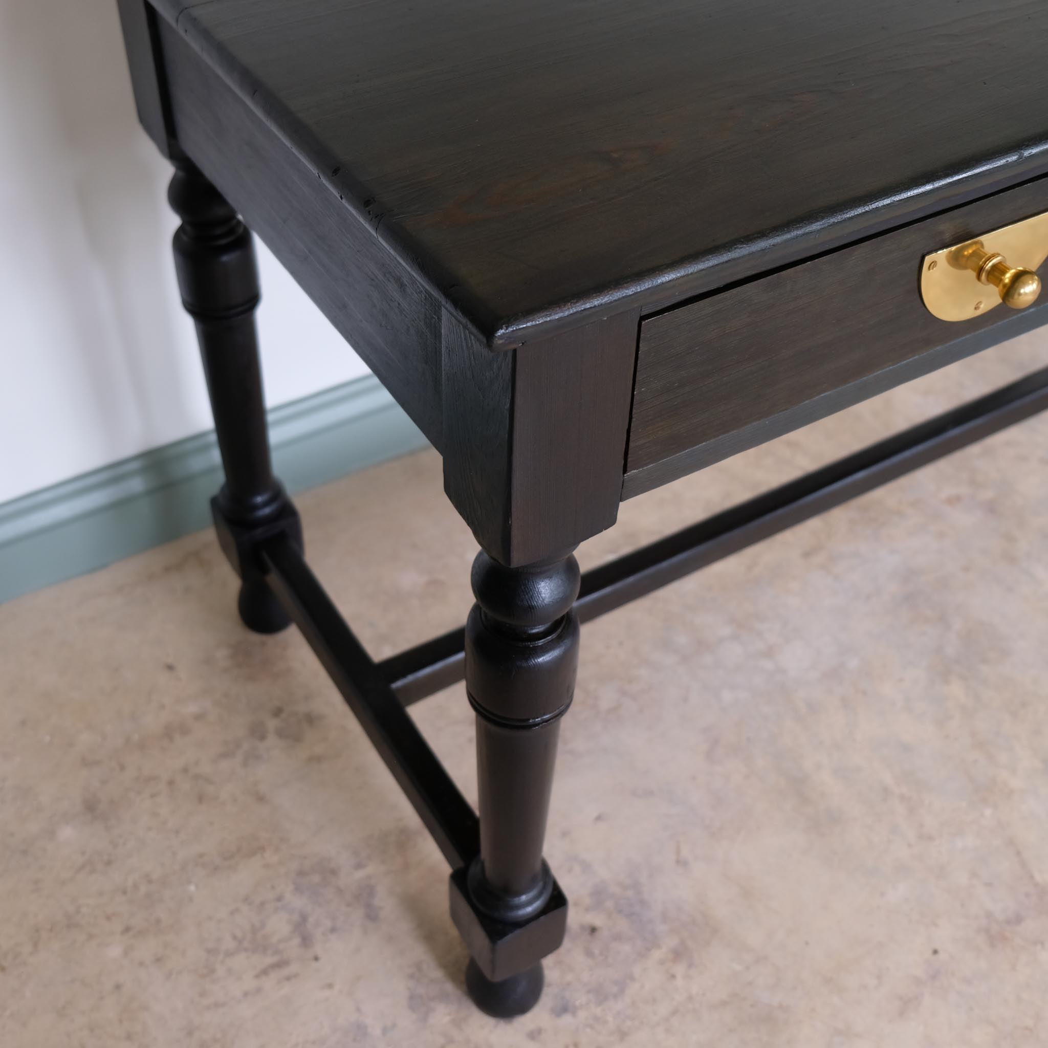 ARTS AND CRAFTS BLUE OAK DESK