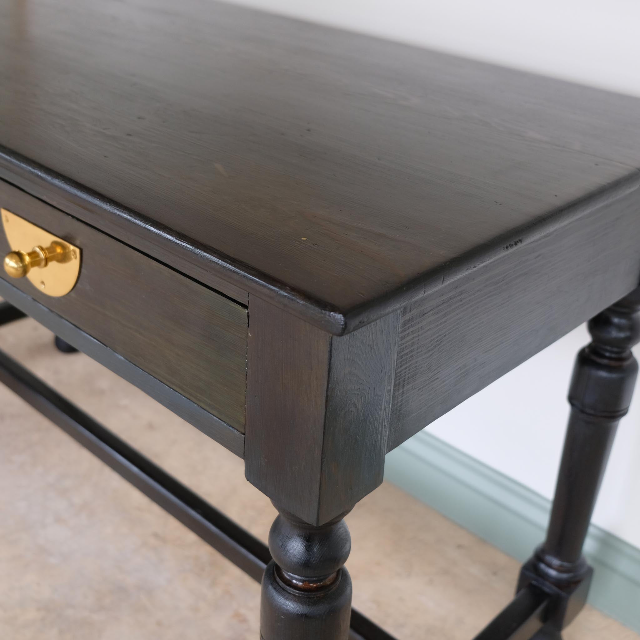 ARTS AND CRAFTS BLUE OAK DESK
