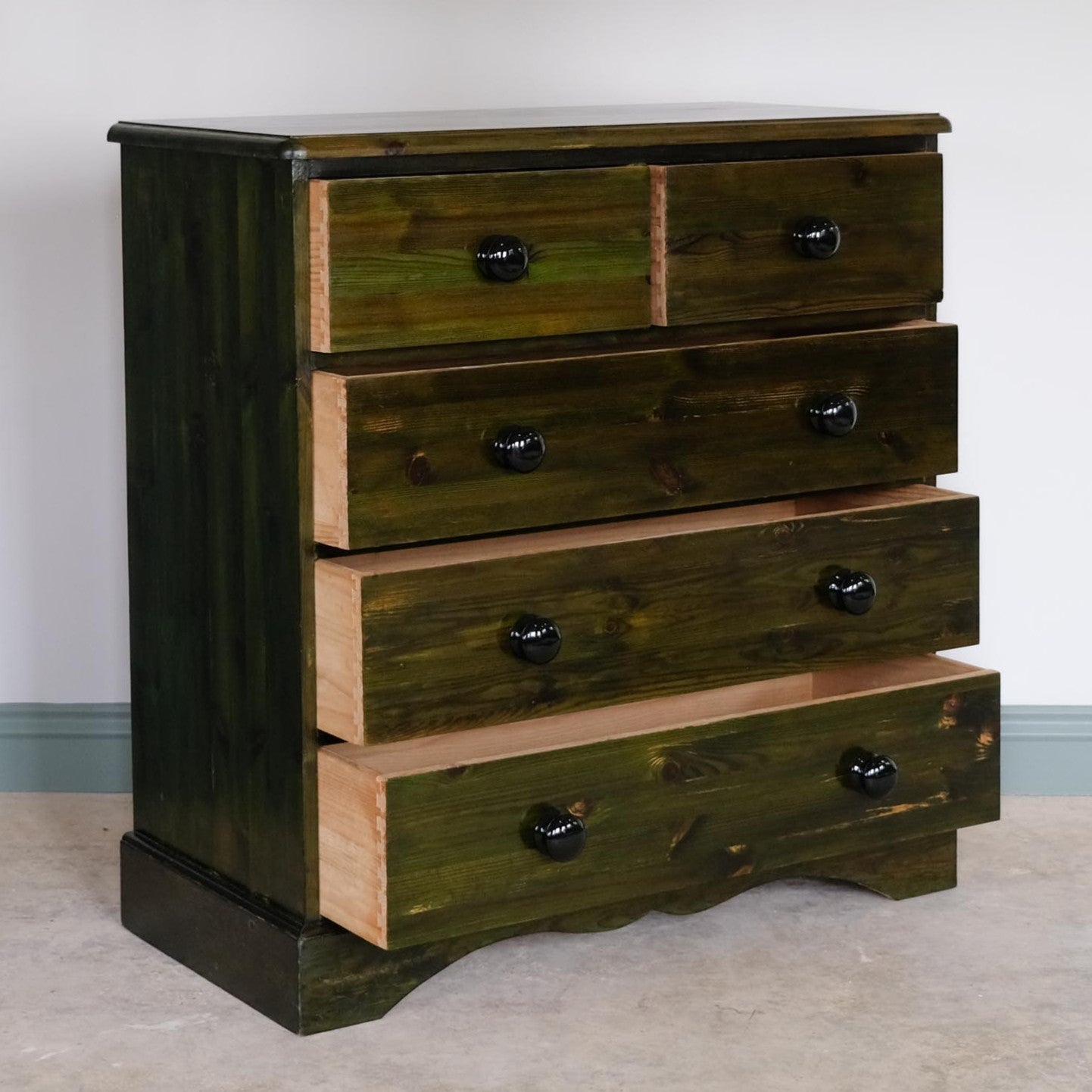GREEN PINE CHEST OF DRAWERS