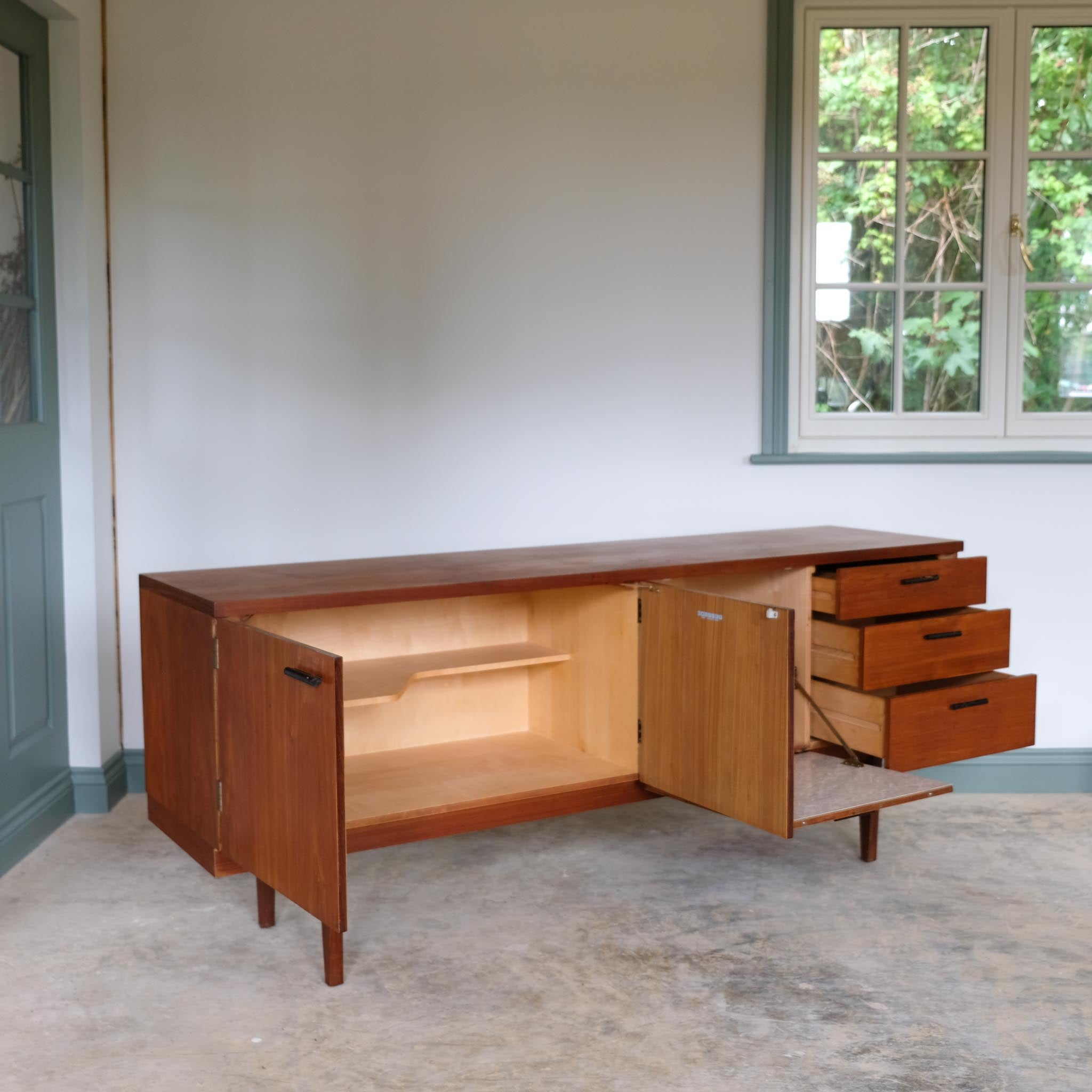 MIDCENTURY SIDEBOARD BY GUNTHER HOFFSTEAD FOR UNIFLEX