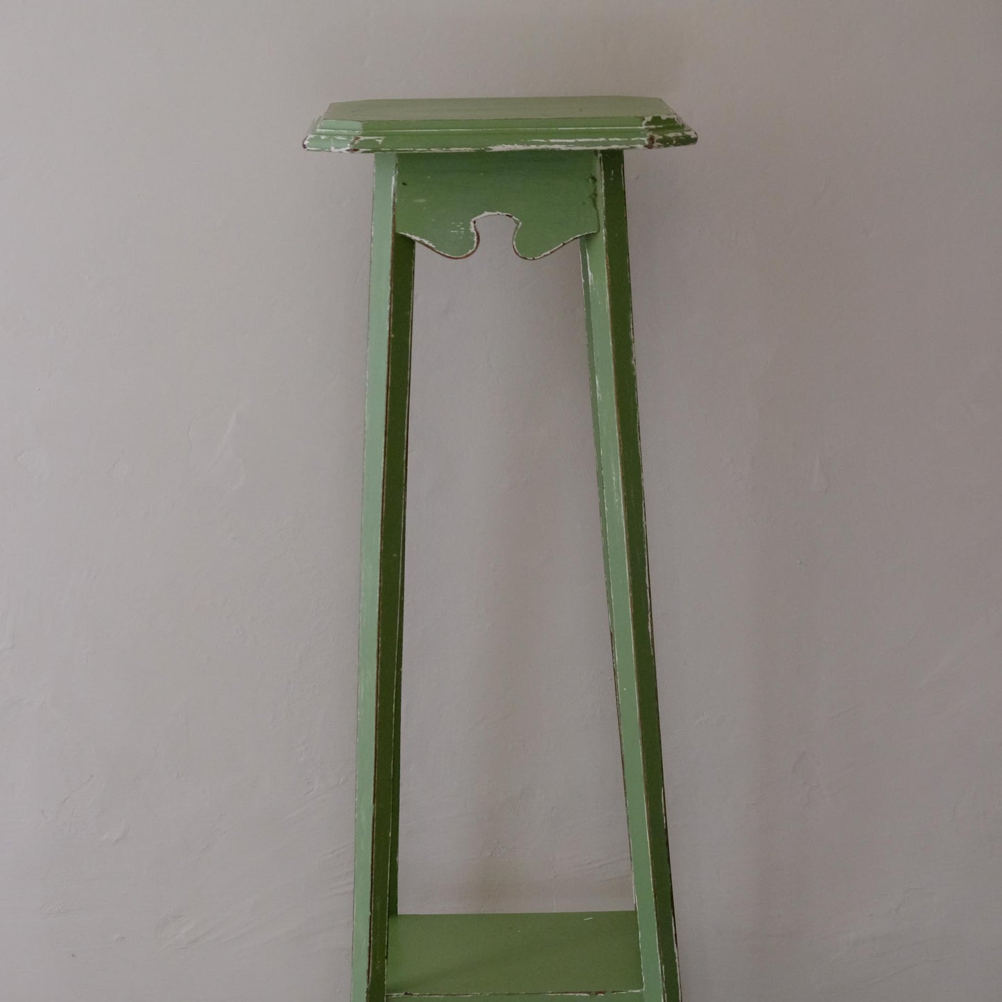 GREEN PAINTED JARDINIERE