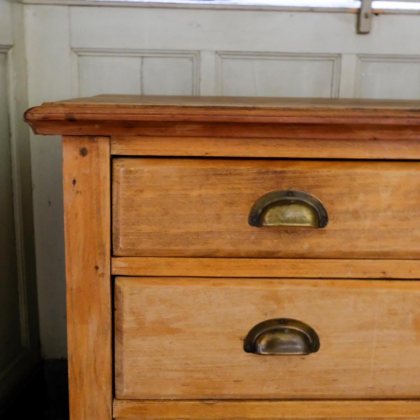 EDWARDIAN PINE CHEST OF DRAWERS
