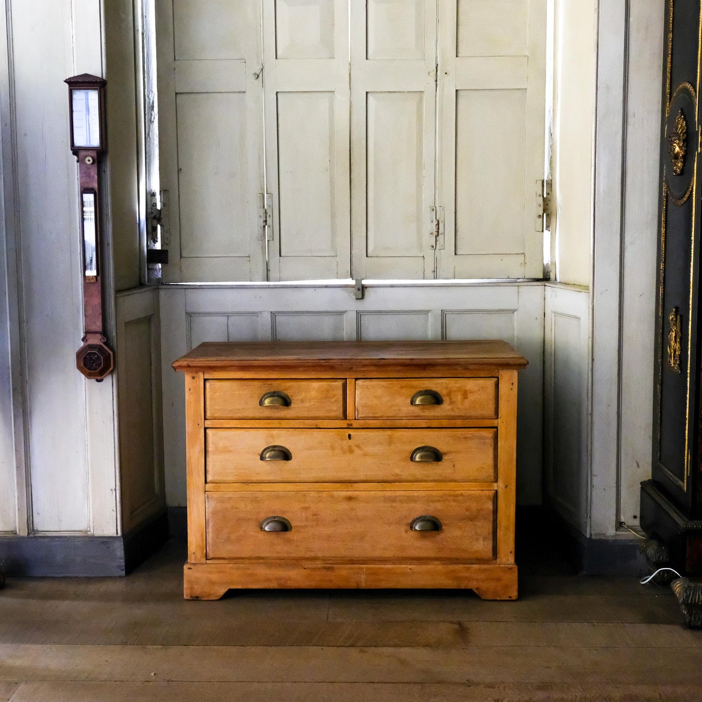EDWARDIAN PINE CHEST OF DRAWERS