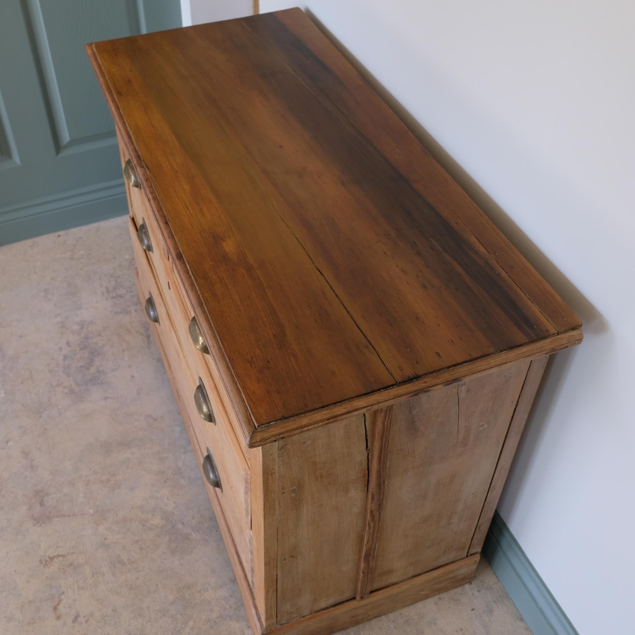 EDWARDIAN PINE CHEST OF DRAWERS WITH BRASS HANDLES