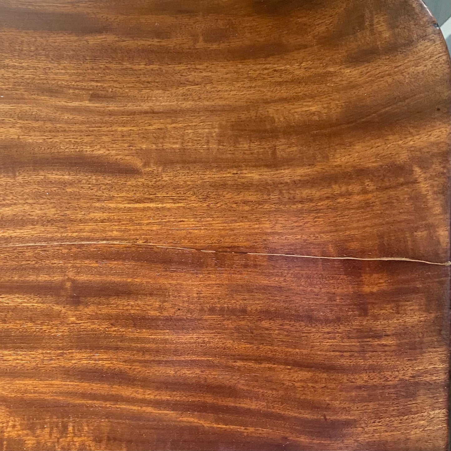 Detail of the top of Regency Vintage Mahogany Sofa Table by Summerfield & Scott