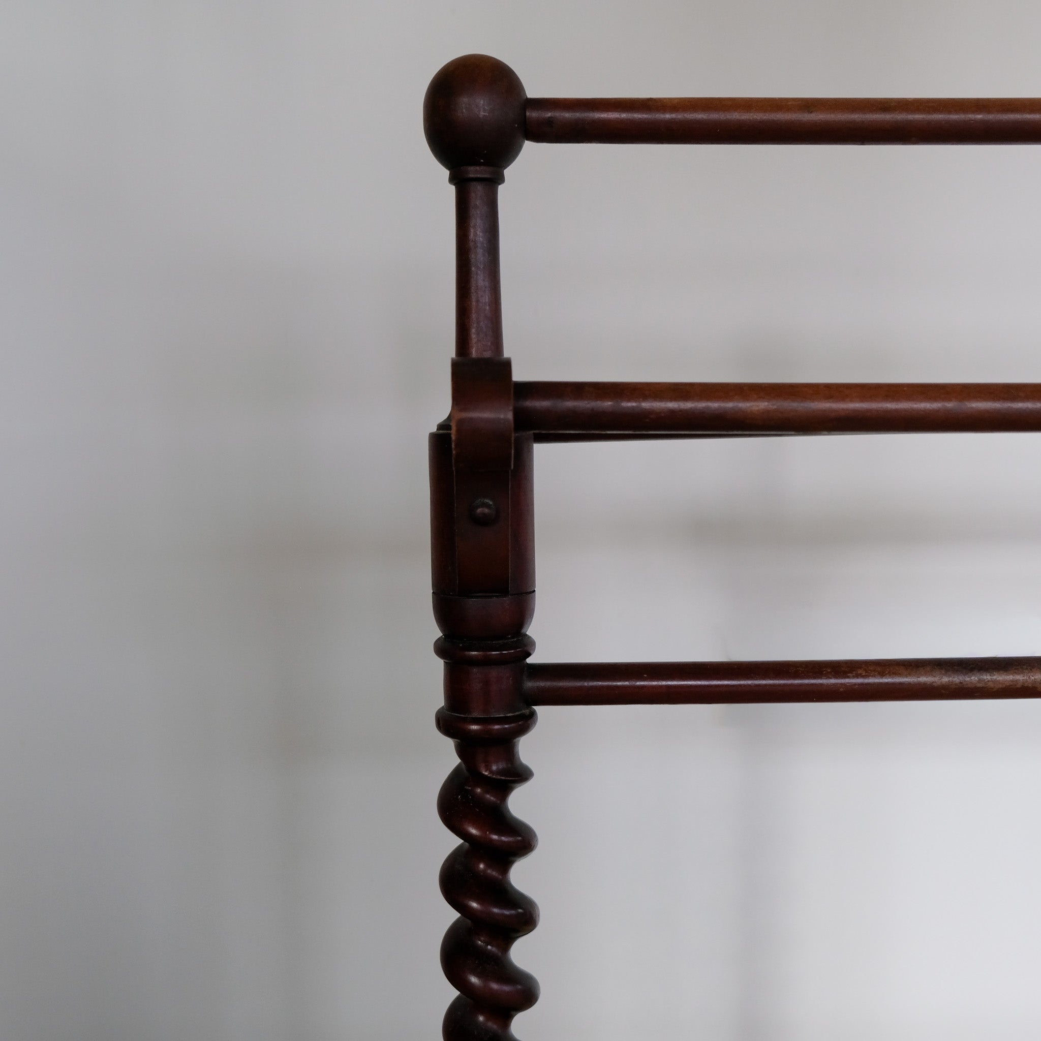 LARGE VICTORIAN MAHOGANY TOWEL RAIL