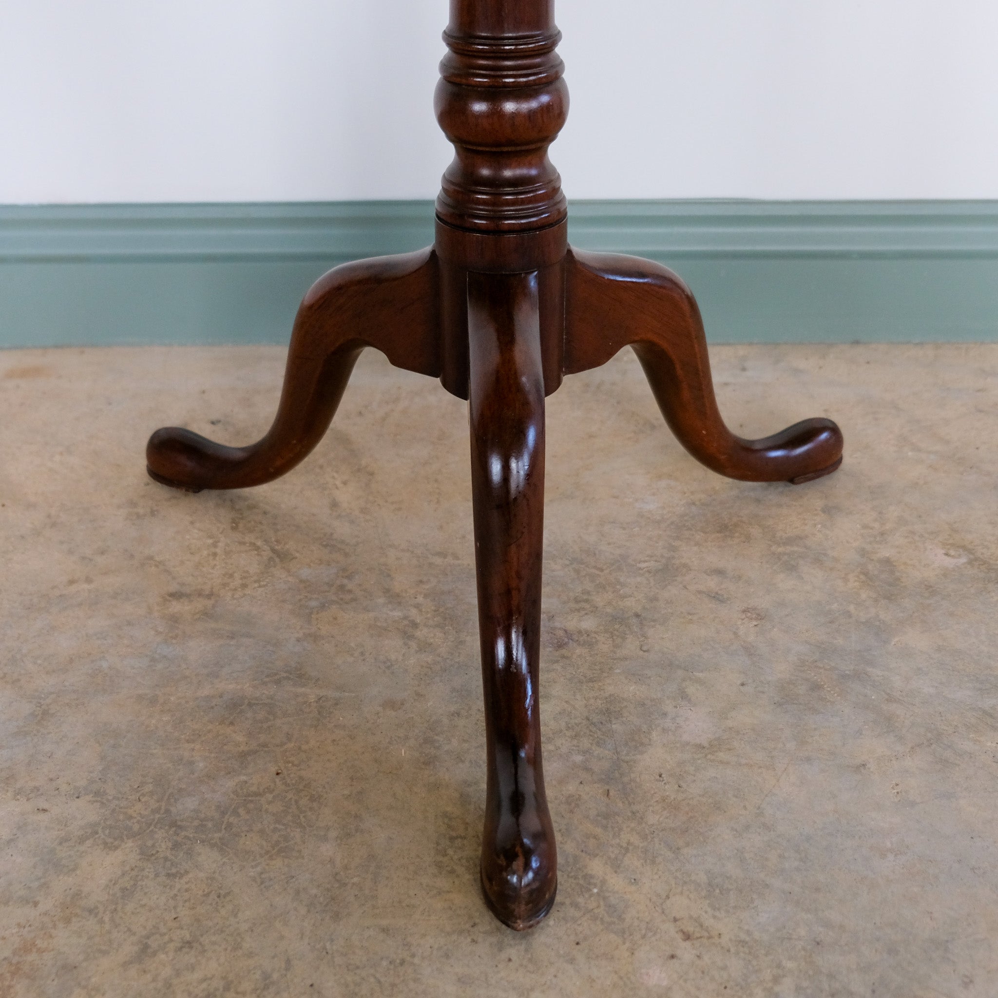 TRIPOD TABLE BY KITTINGER