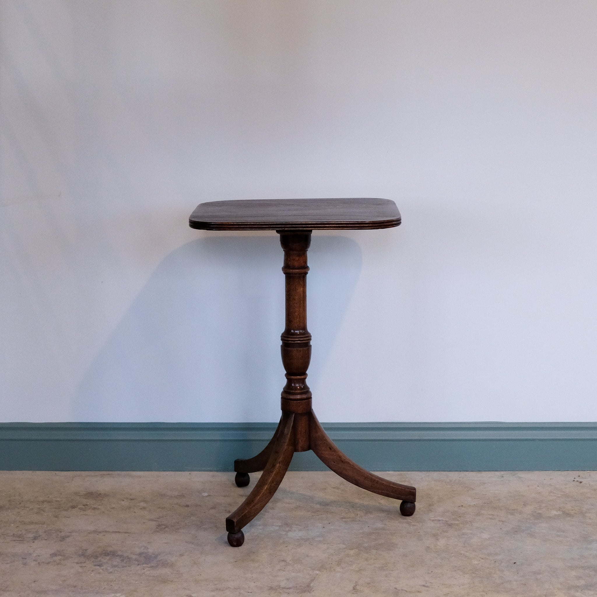Square topped Regency mahogany tripod side table
