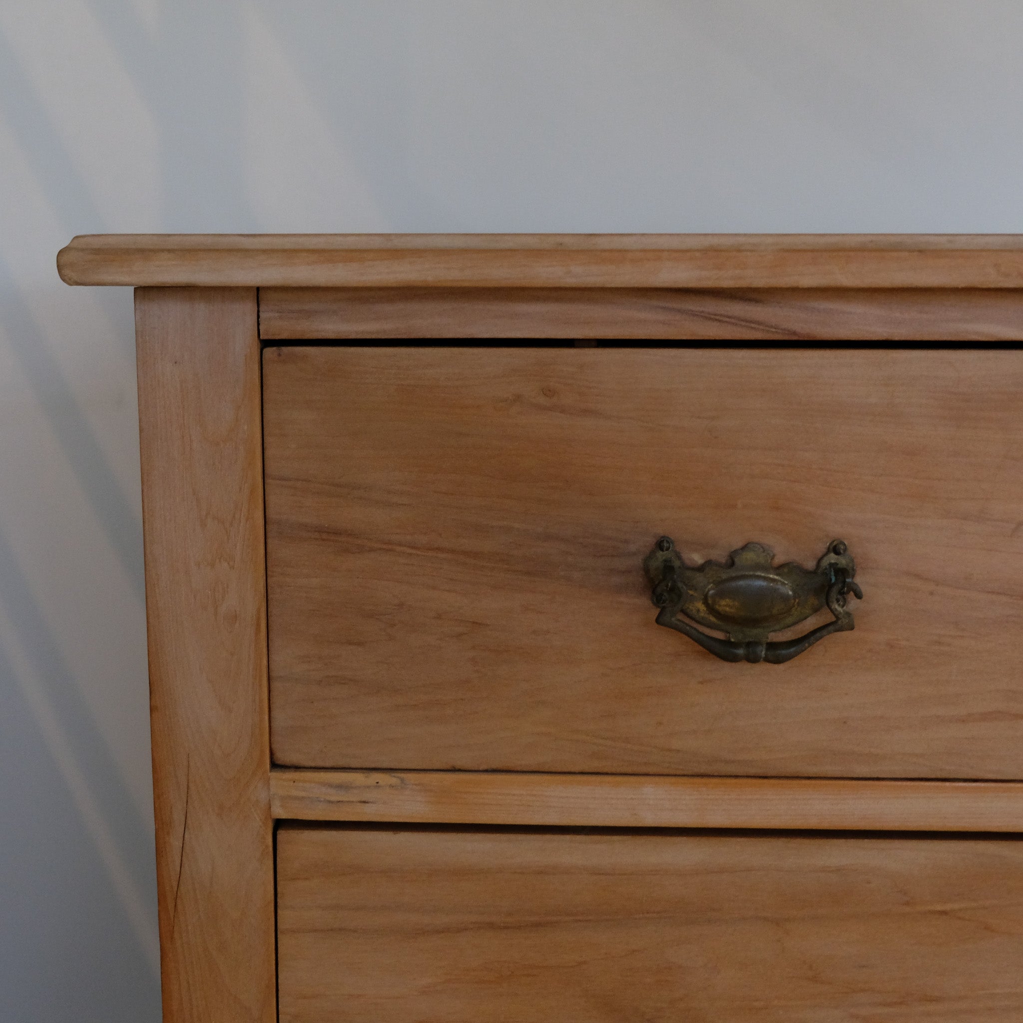 EDWARDIAN PINE CHEST OF DRAWERS