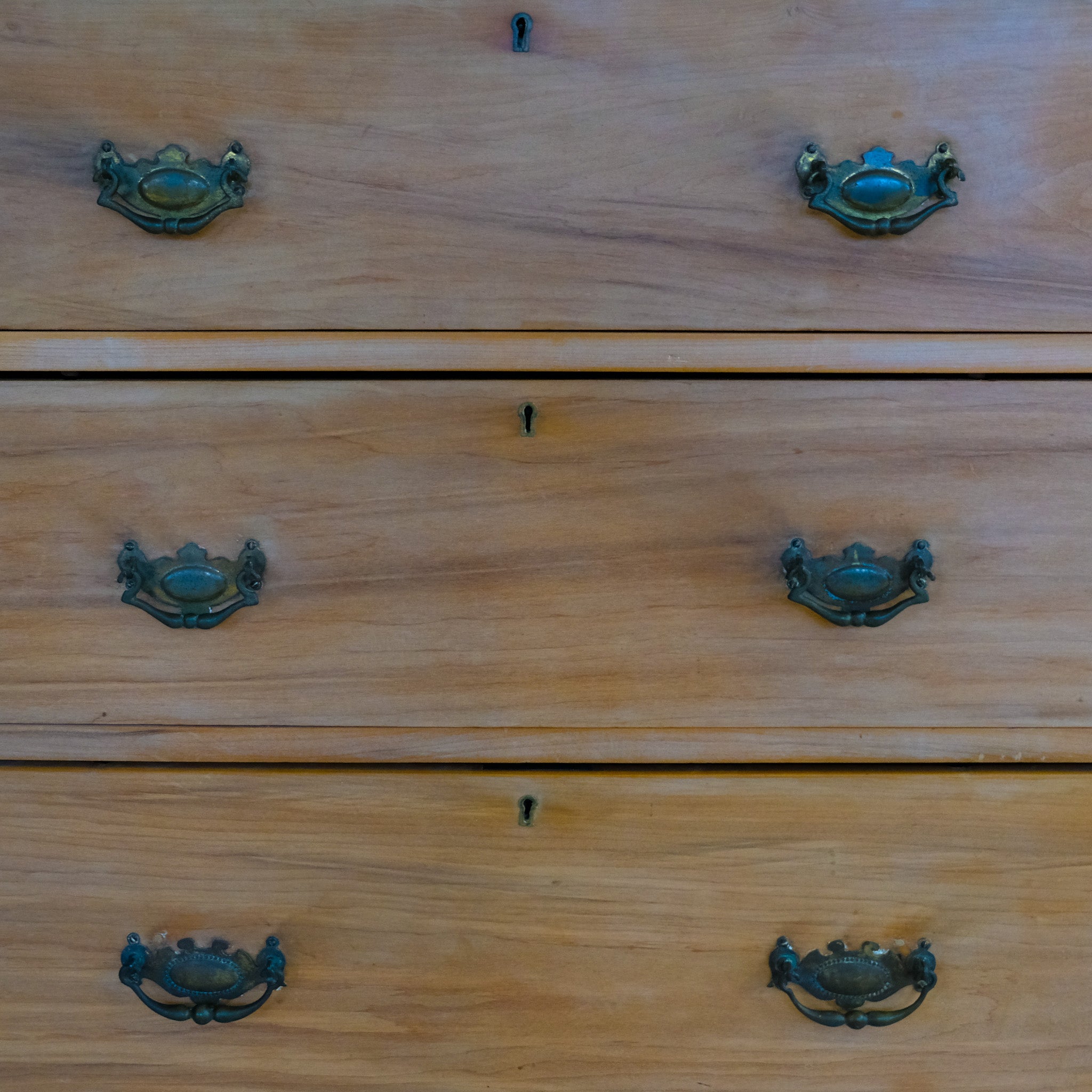 EDWARDIAN PINE CHEST OF DRAWERS