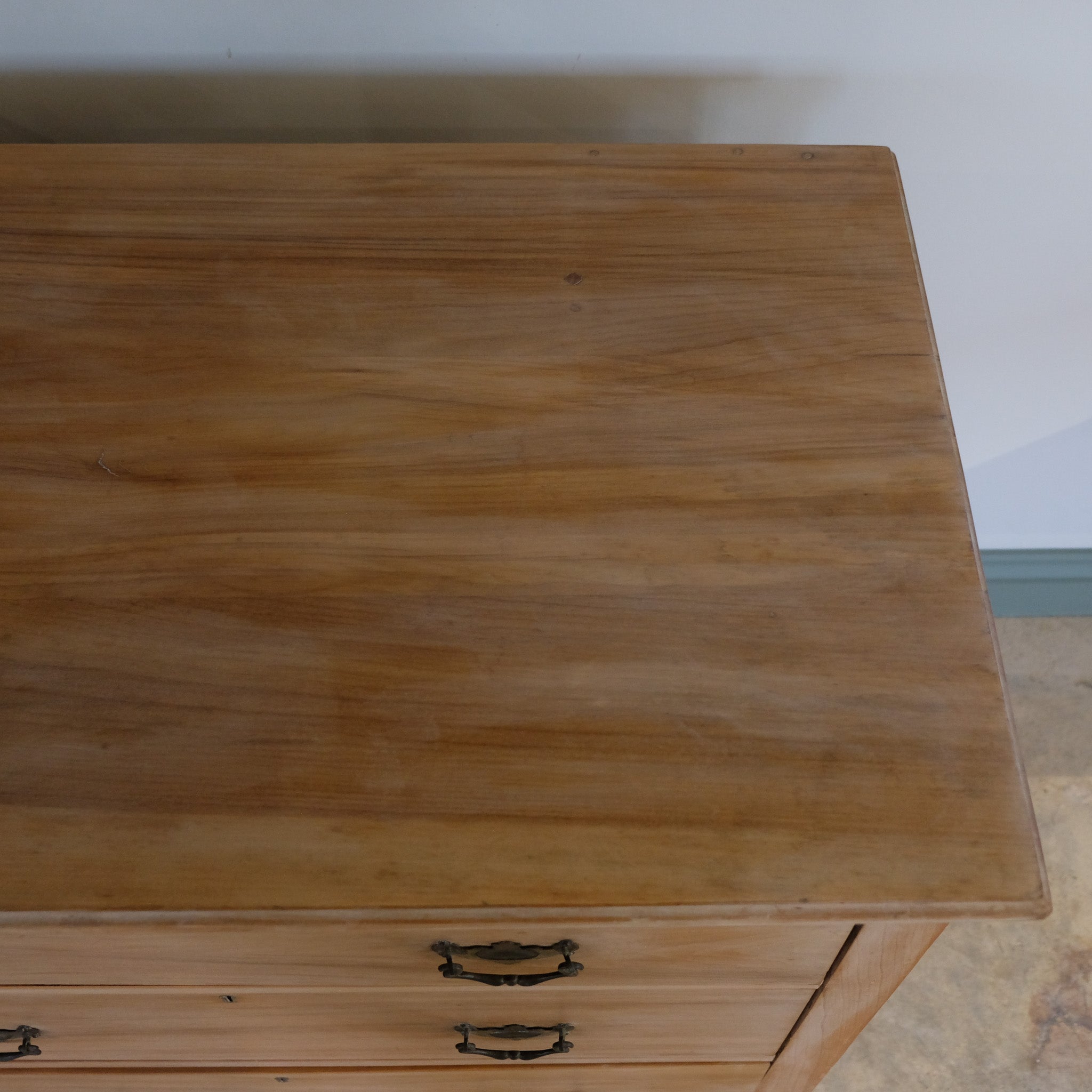 EDWARDIAN PINE CHEST OF DRAWERS