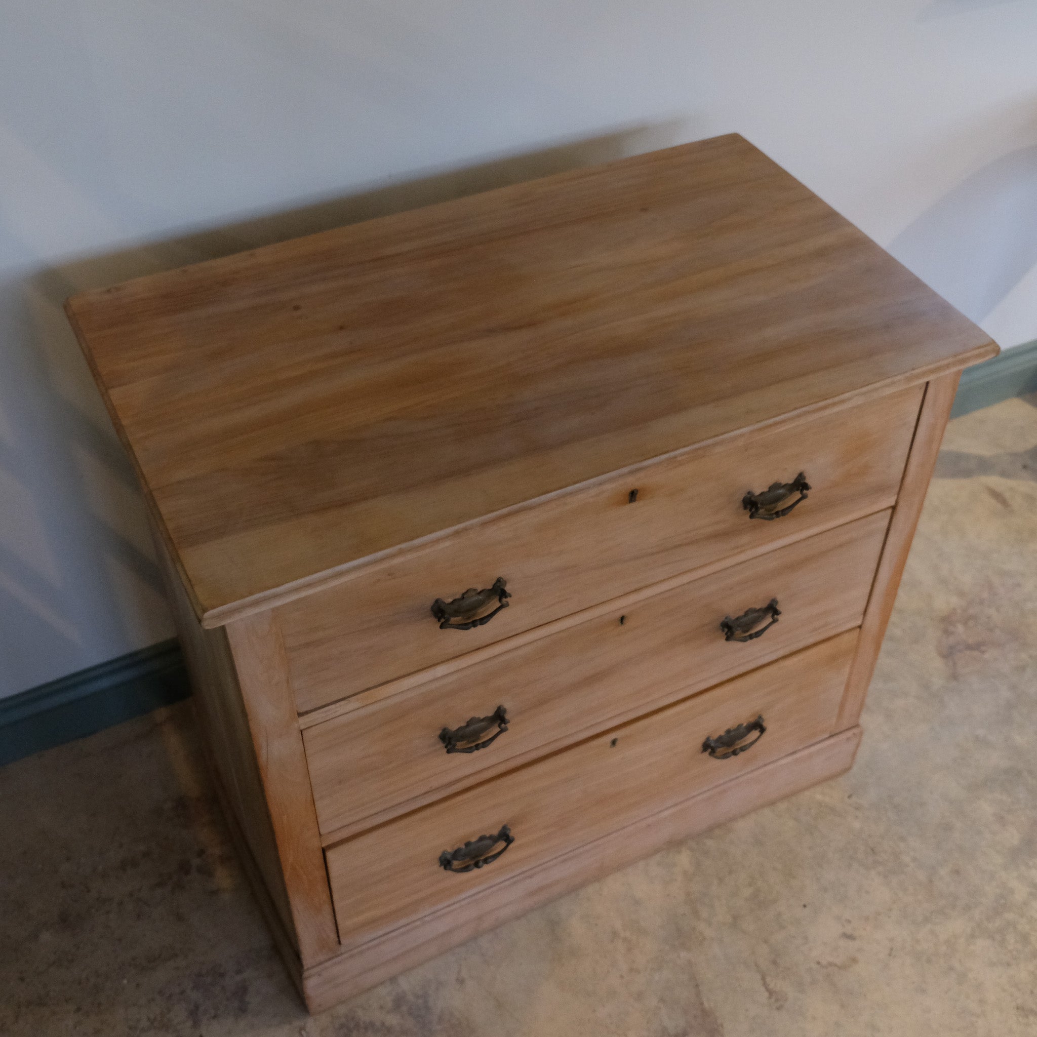 EDWARDIAN PINE CHEST OF DRAWERS