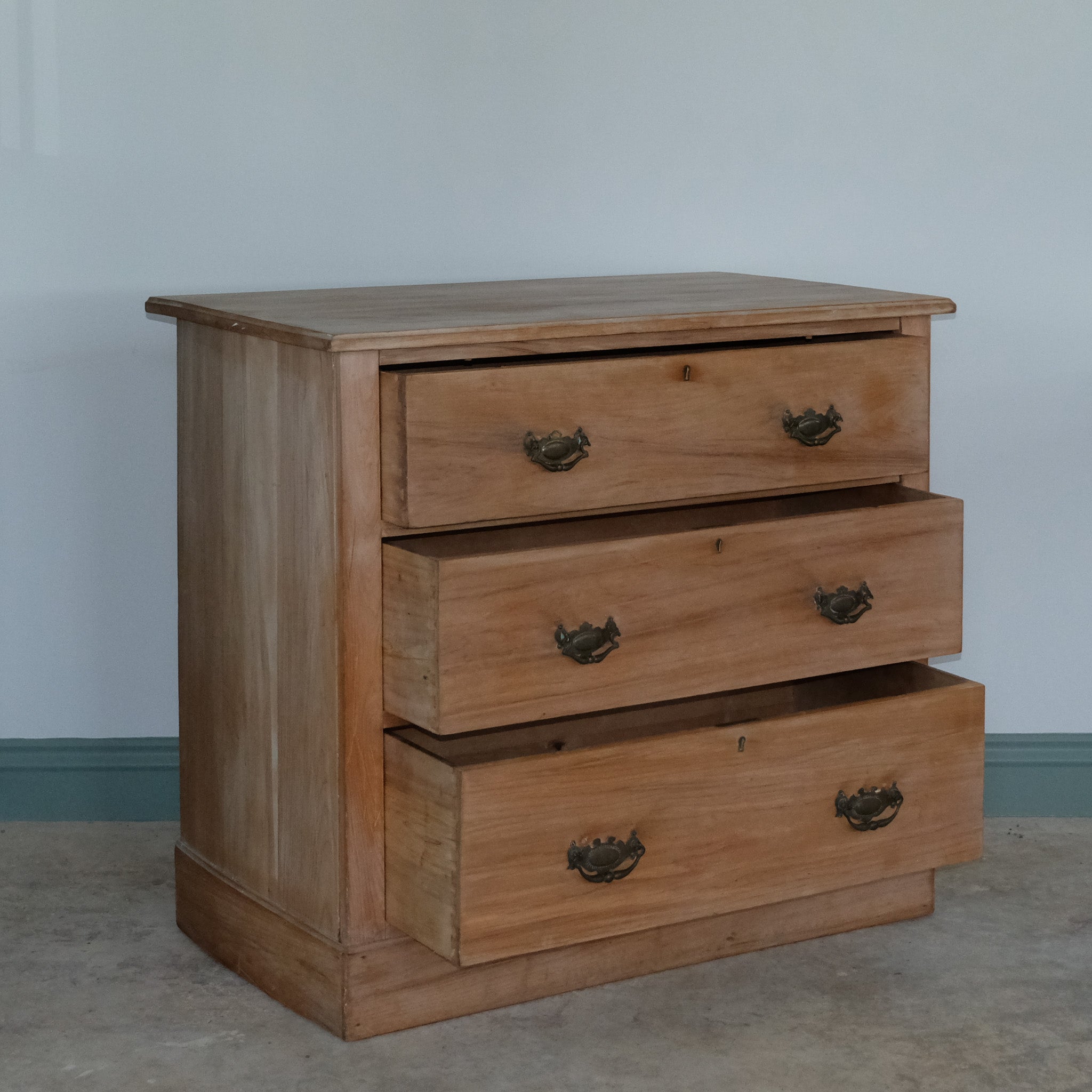 EDWARDIAN PINE CHEST OF DRAWERS