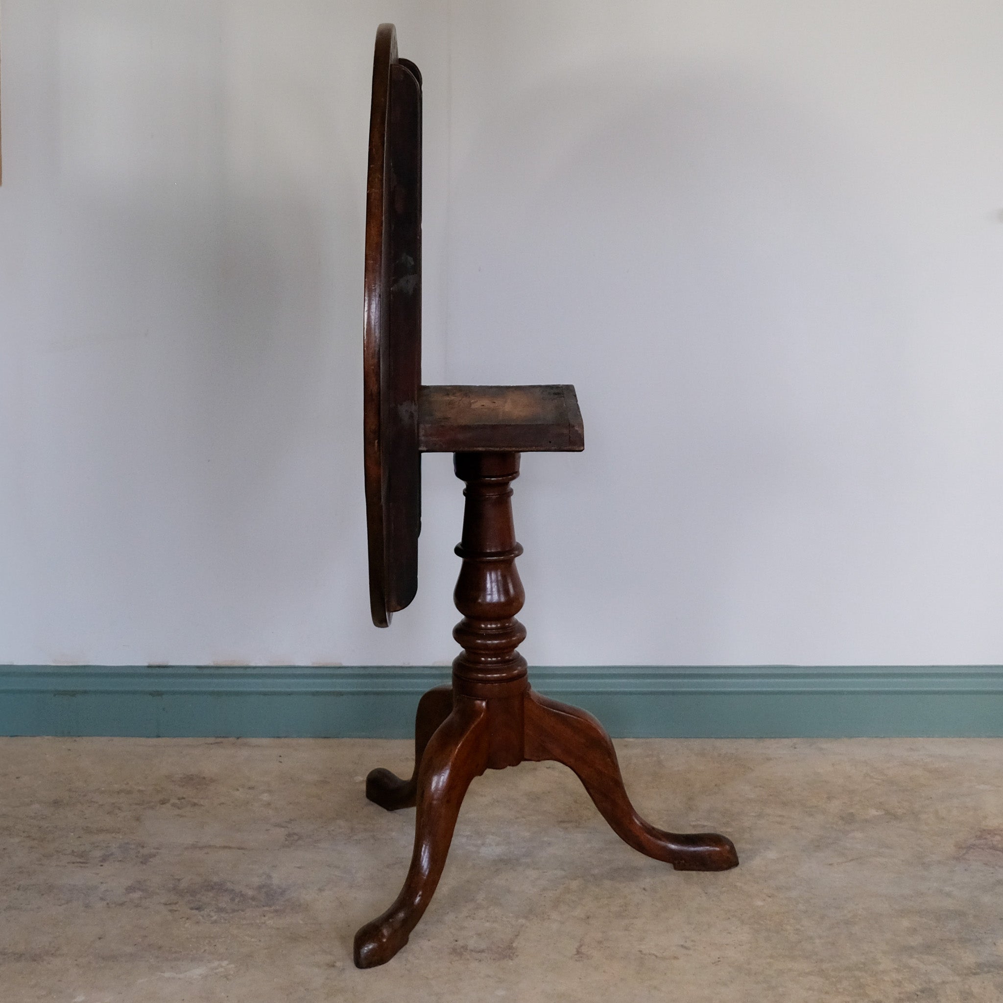 George III Circular Tilt Top Table