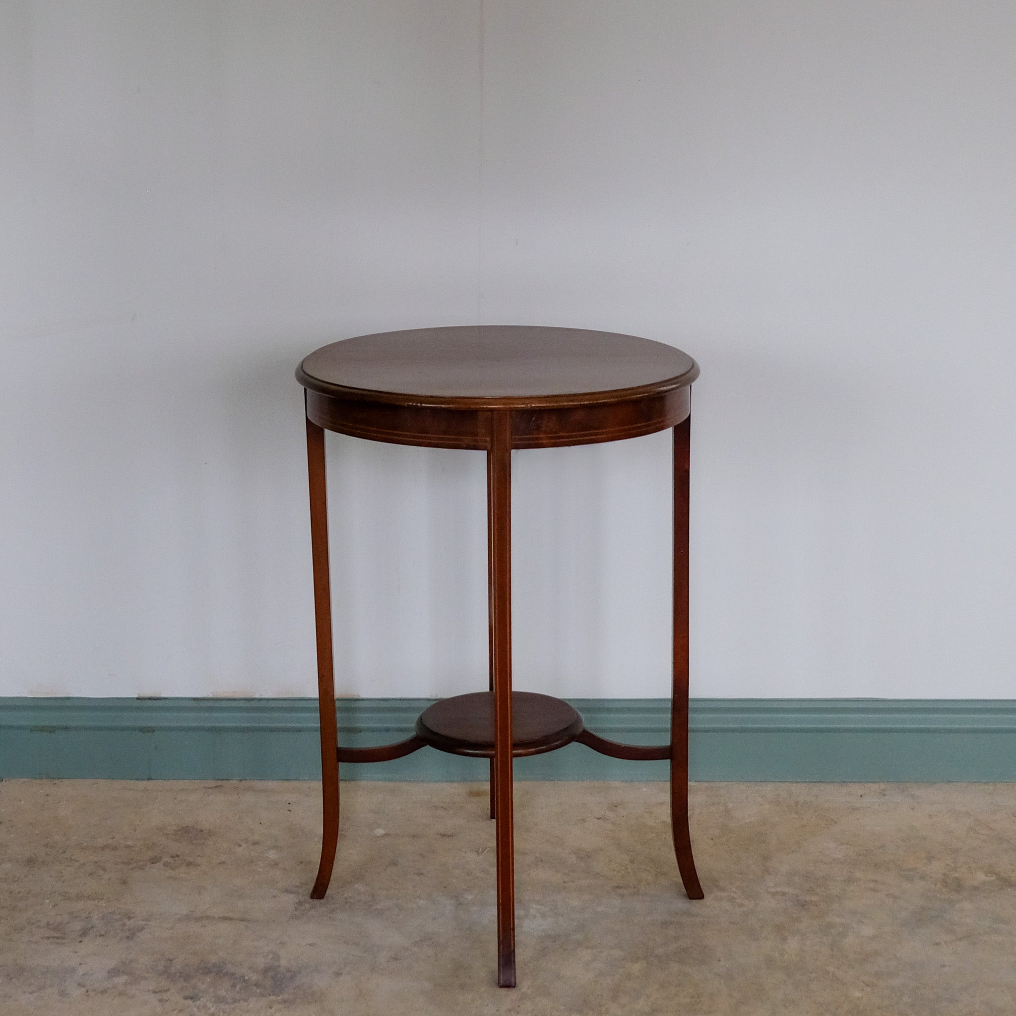 EDWARDIAN MAHOGANY AND LINE INLAID OCCASSIONAL TABLE