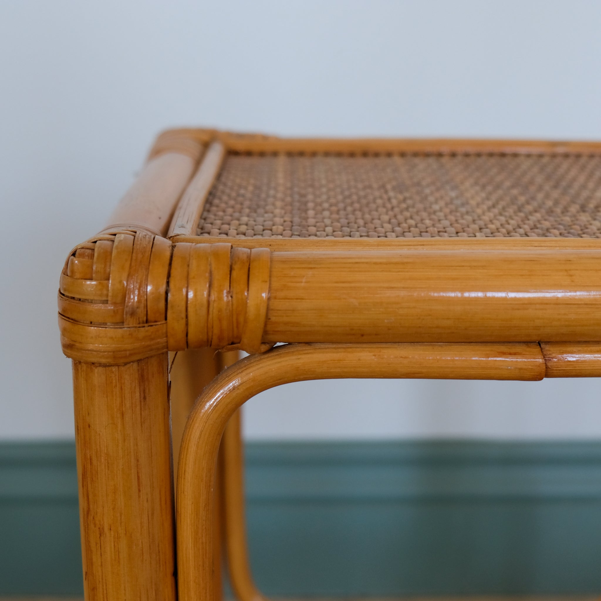 SMALL BAMBOO SIDE TABLE WITH WICKER TOP