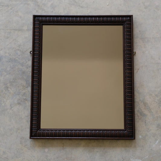 DECORATIVE EDWARDIAN OAK FRAMED MIRROR