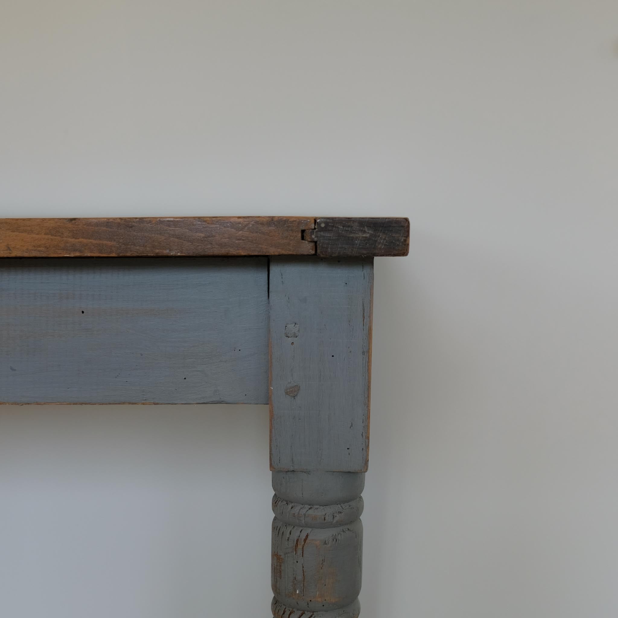 EDWARDIAN PAINTED DESK / DRESSING TABLE / KITCHEN PREP TABLE