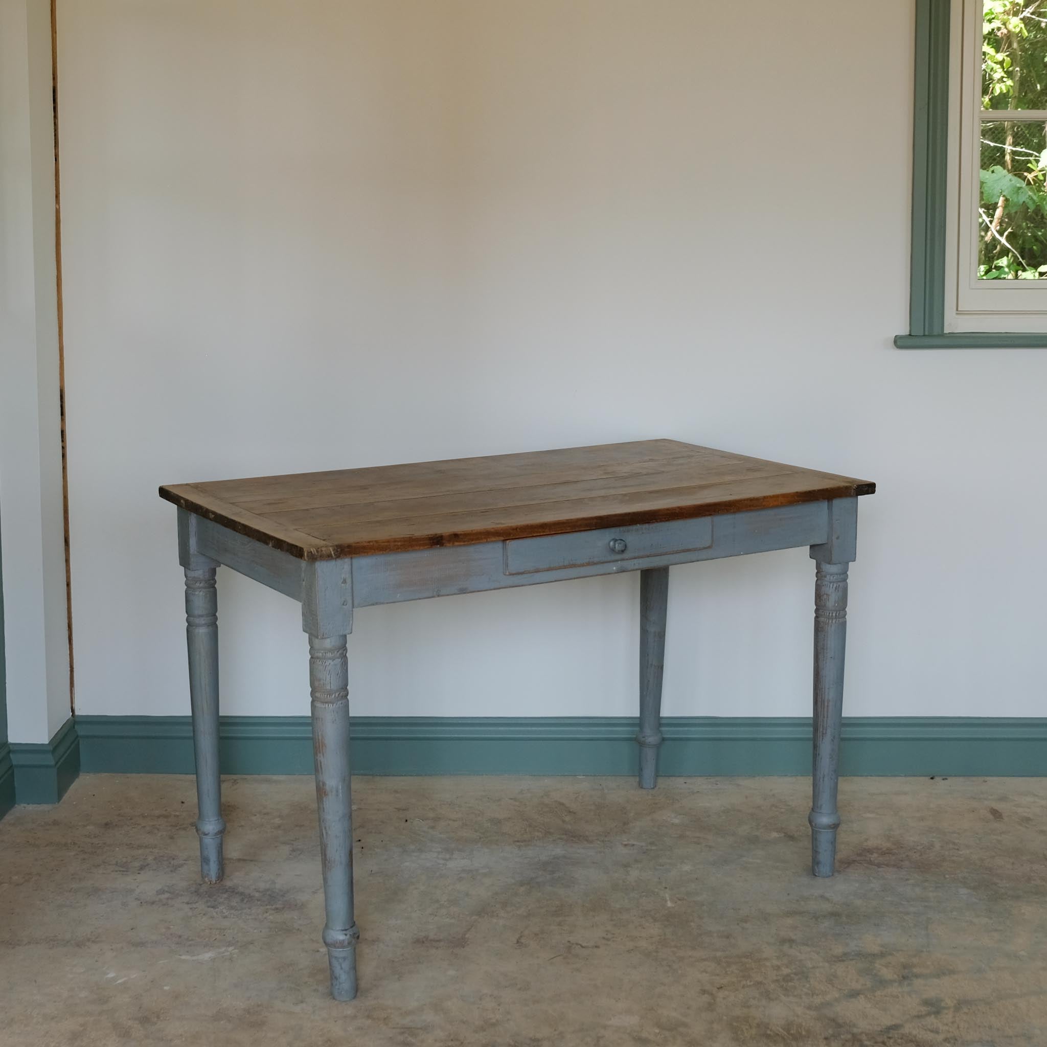 EDWARDIAN PAINTED DESK / DRESSING TABLE / KITCHEN PREP TABLE