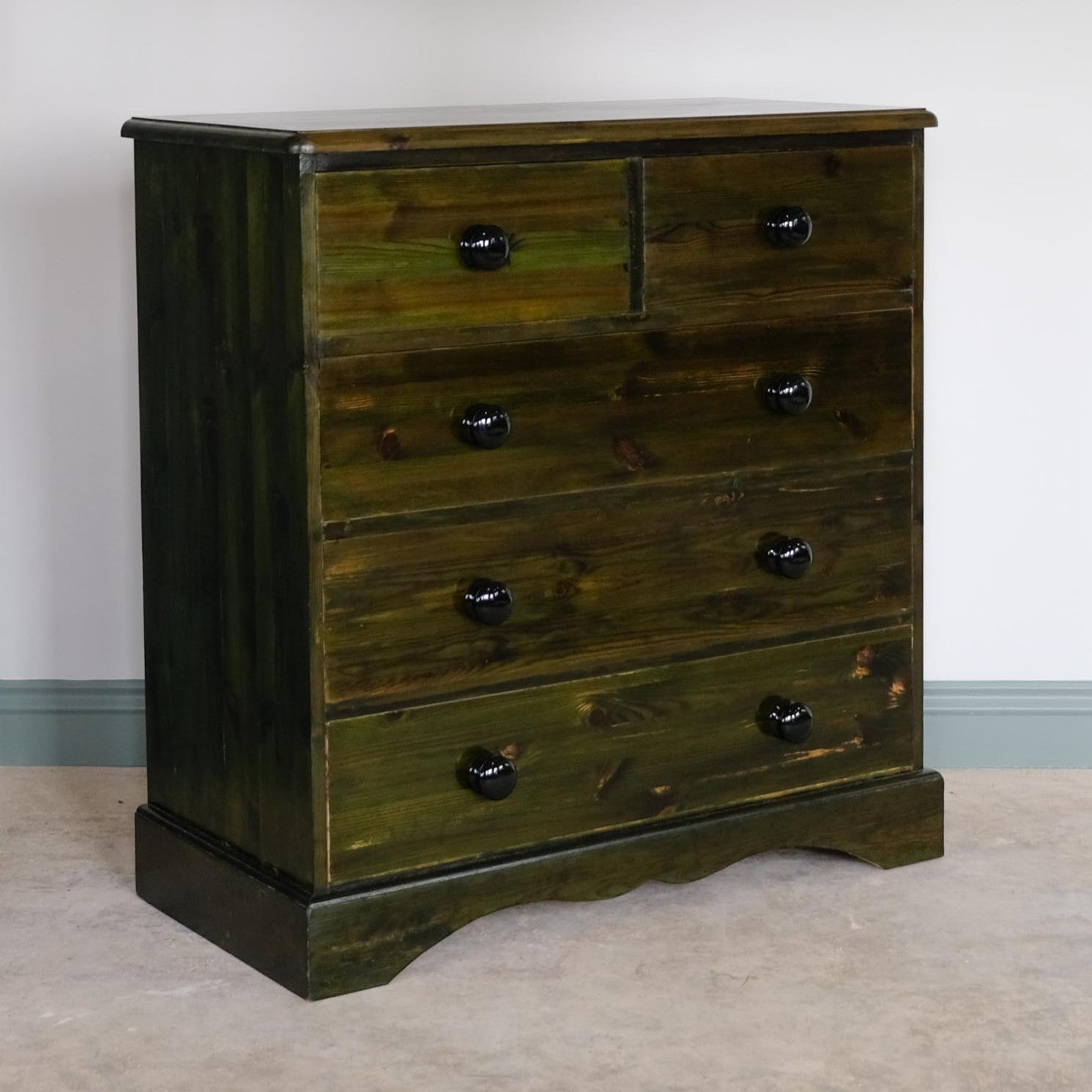 GREEN PINE CHEST OF DRAWERS
