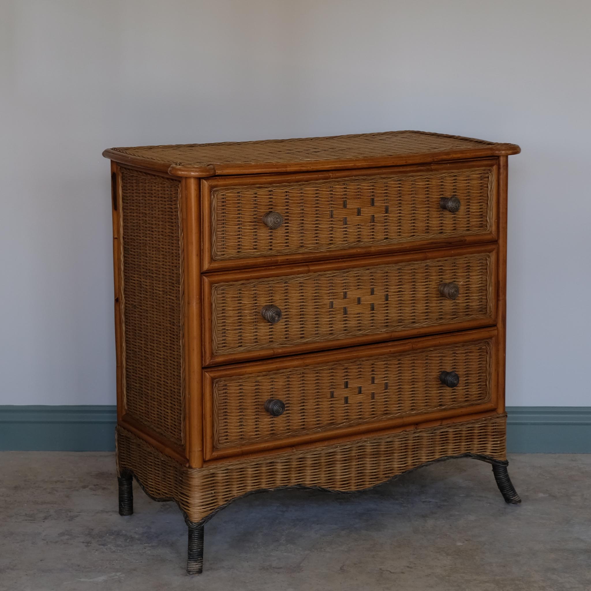VINTAGE 1970S BAMBOO & RATTAN CHEST OF DRAWERS