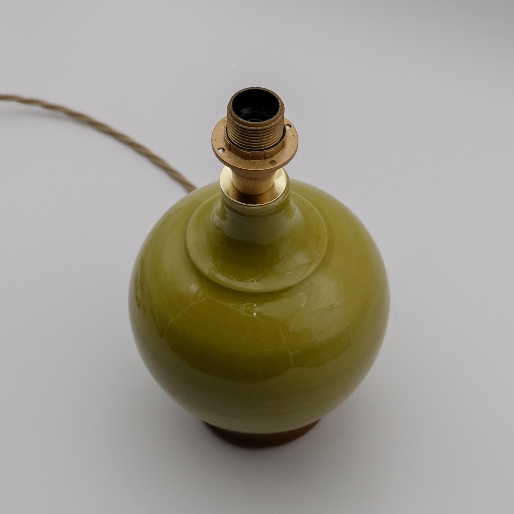 OLIVE TABLE LAMP