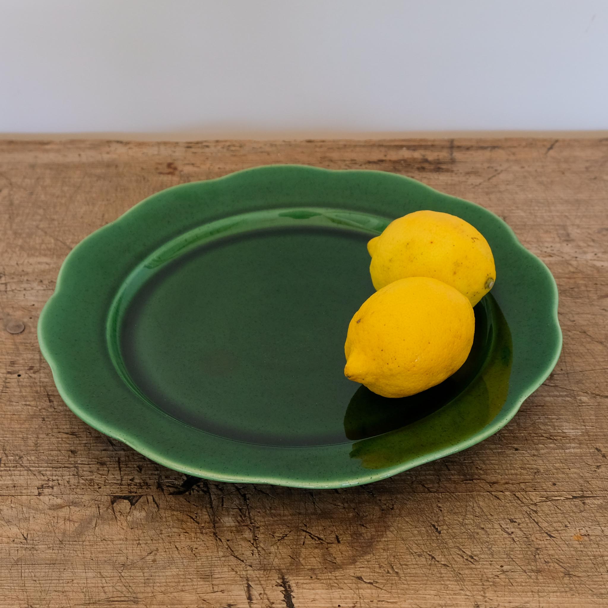 GREEN PLATE